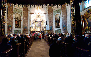 Relikwie kardynała Wyszyńskiego w sanktuarium w Stoczku Klasztornym. „To historyczny moment”